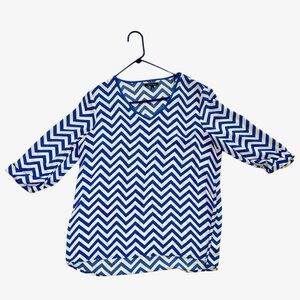 Kiara Women’s Blue and White Blouse Size Women’s Large